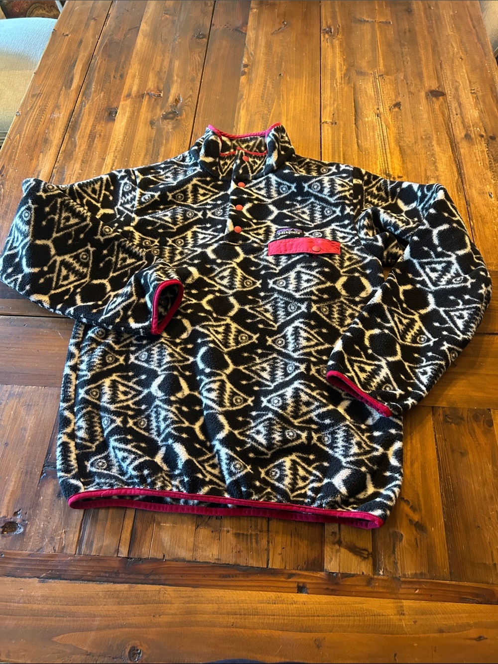 Patagonia Black & White Aztec Fleece Pullover with Magenta Trim